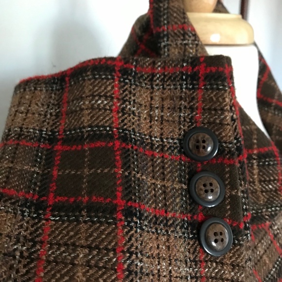 Jacket - Picture 3 of 4